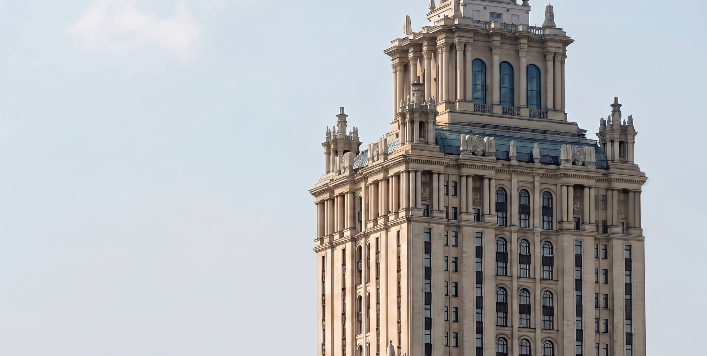 Гостиница «Украина» — флагман-кейс, нежилые апартаменты 148&nbsp;млн рублей